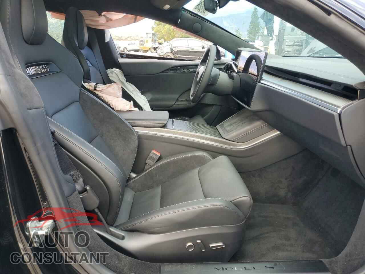 TESLA MODEL S 2024 - 5YJSA1E6XRF539295