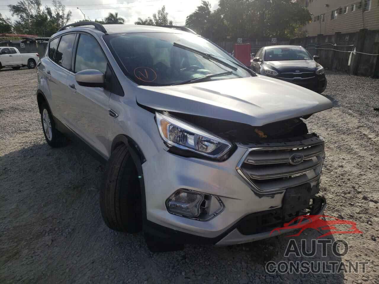 FORD ESCAPE 2018 - 1FMCU9GD8JUD33163