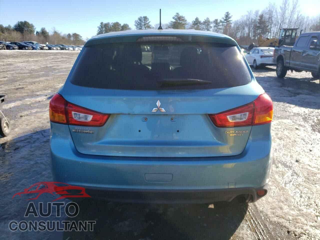 MITSUBISHI OUTLANDER 2013 - 4A4AP3AU8DE009663