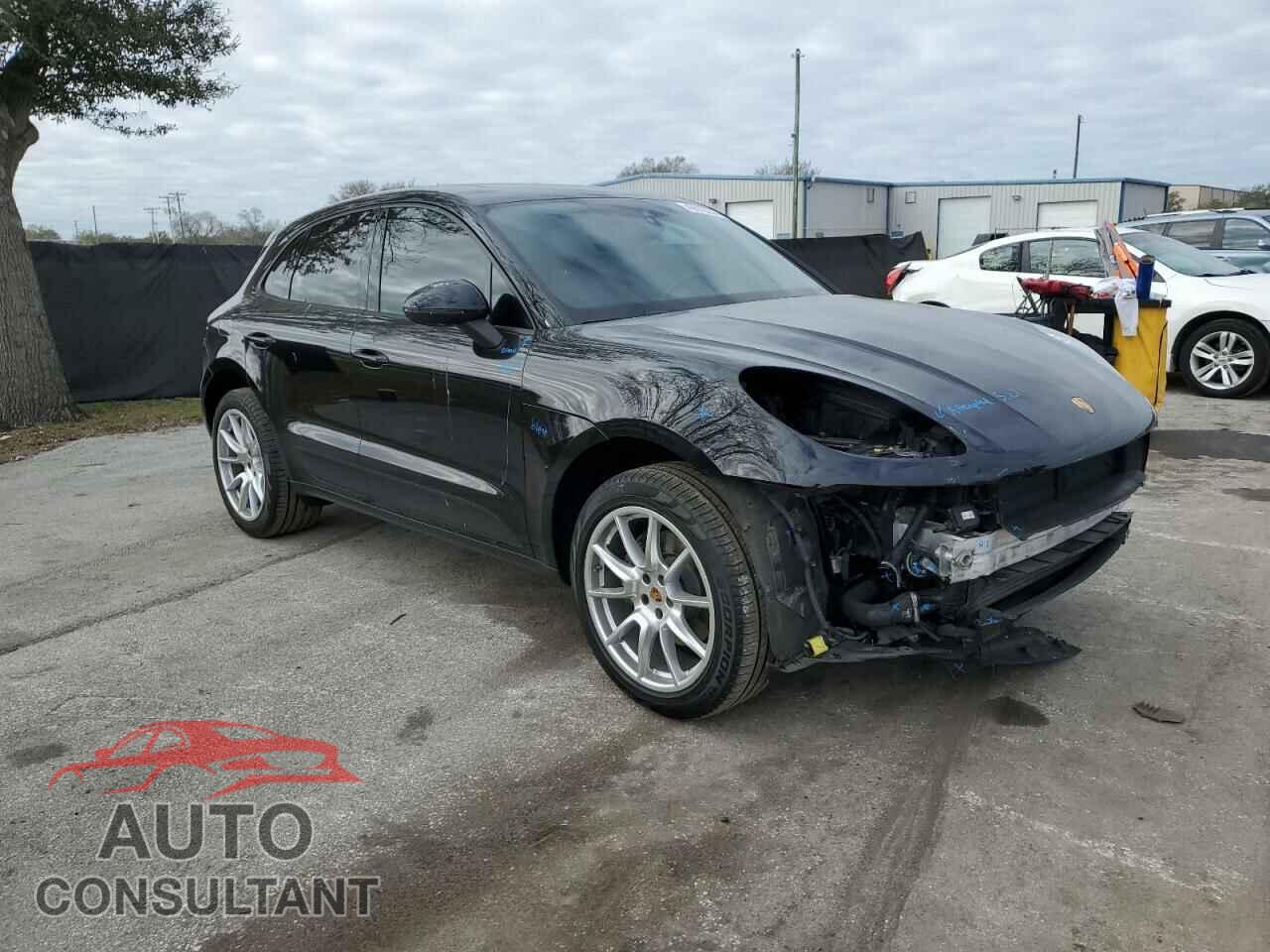 PORSCHE MACAN 2017 - WP1AA2A55HLB03298