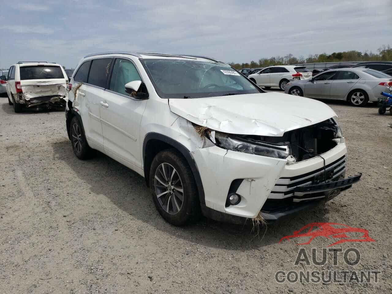 TOYOTA HIGHLANDER 2018 - 5TDJZRFH5JS880817