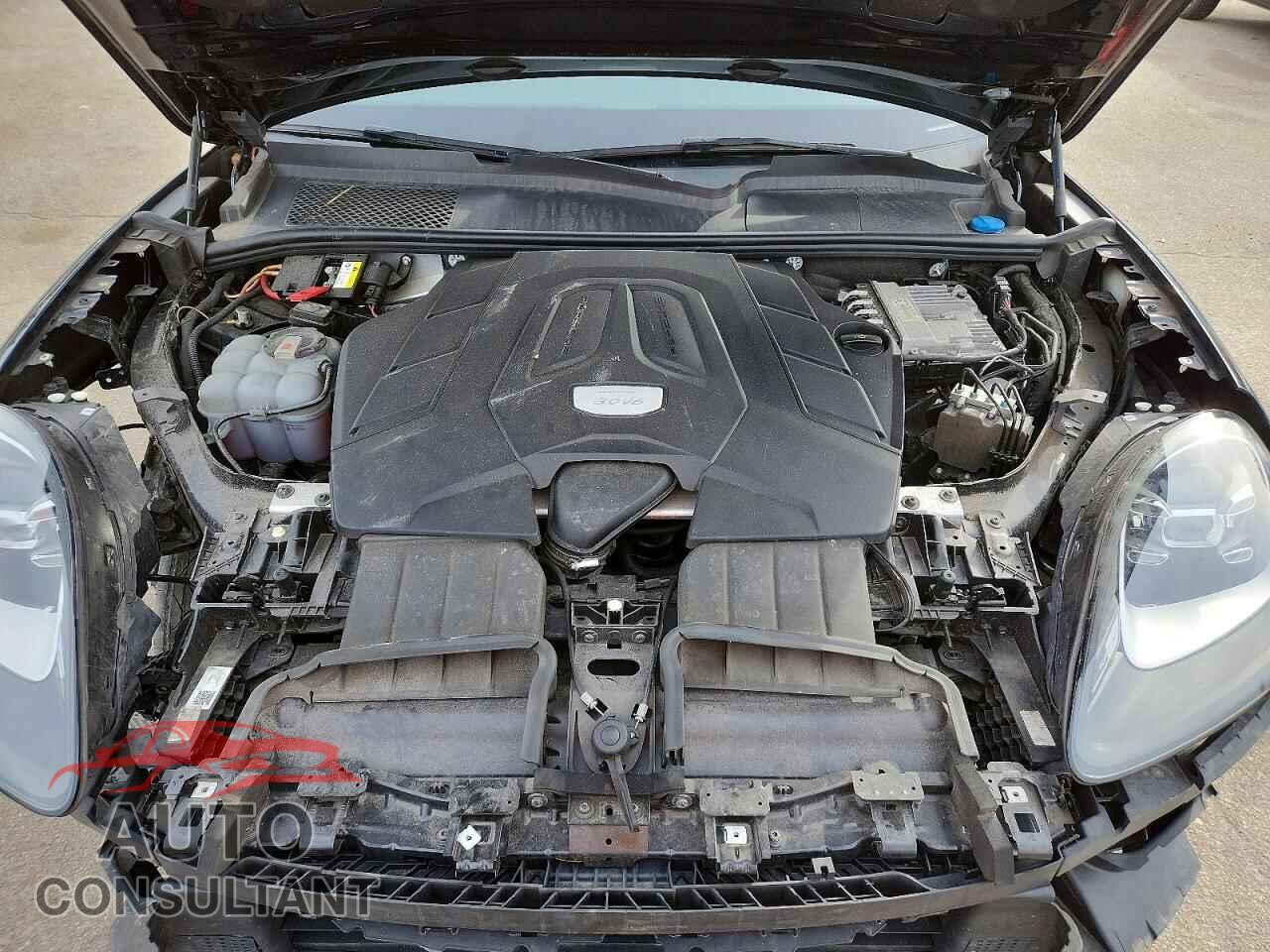 PORSCHE CAYENNE 2019 - WP1AA2AY9KDA17570