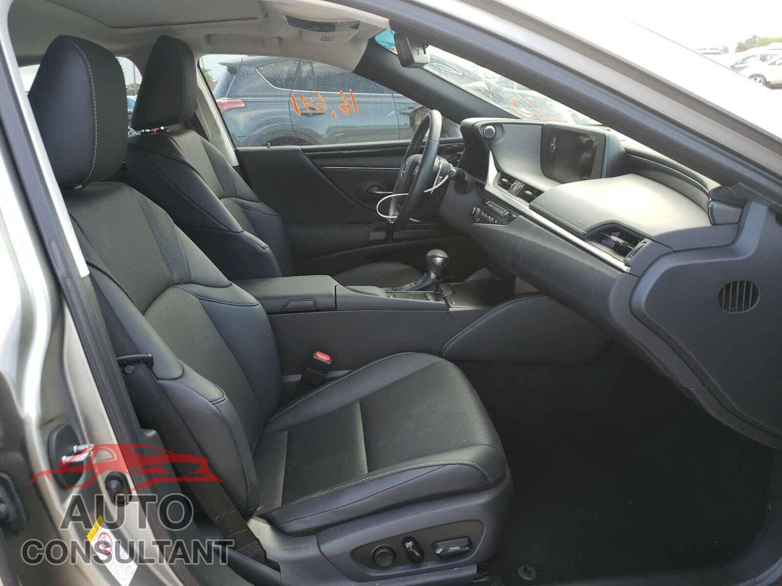 LEXUS ES350 2019 - 58ABZ1B13KU034816