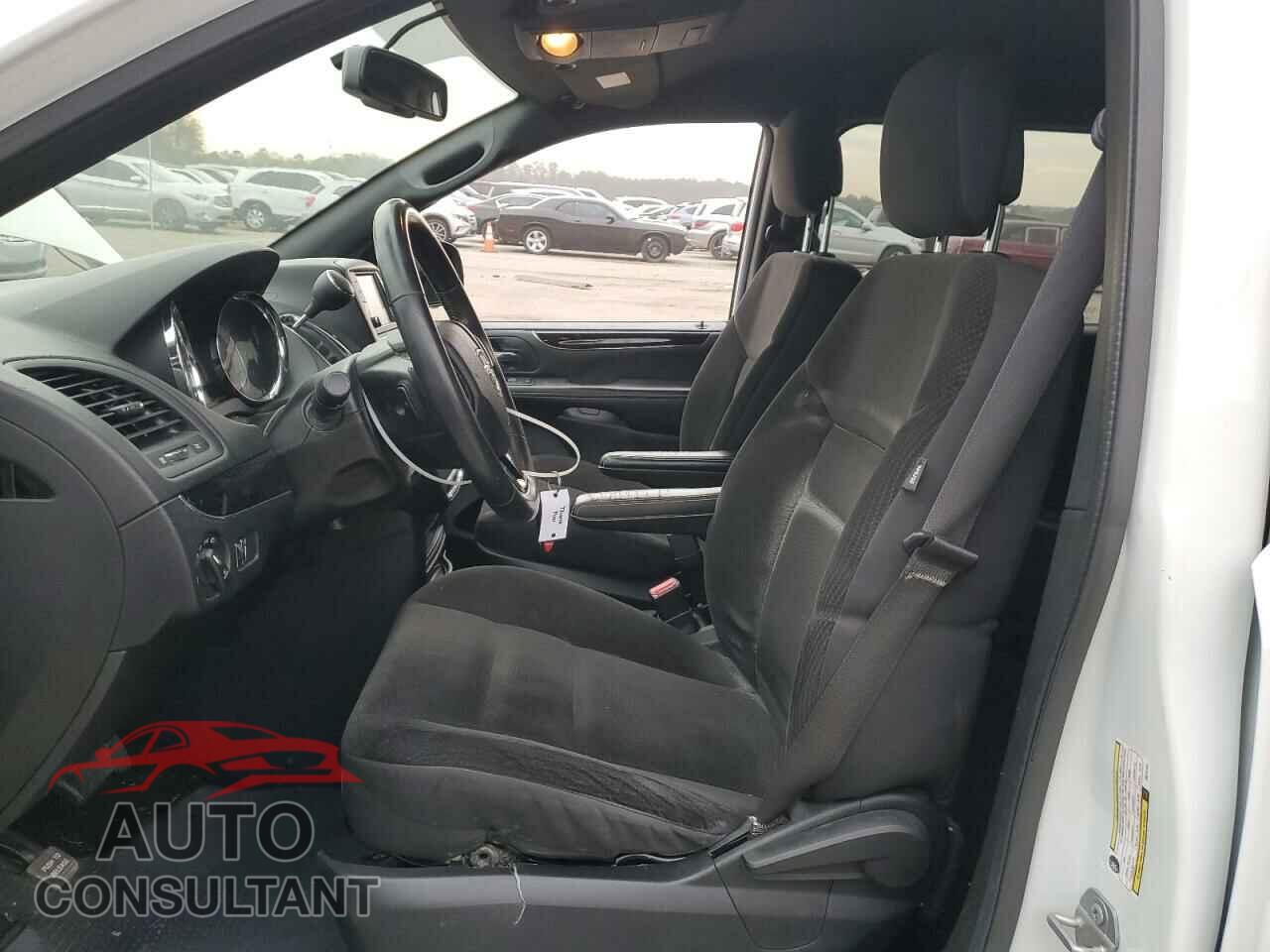 DODGE CARAVAN 2018 - 2C4RDGBG0JR215142