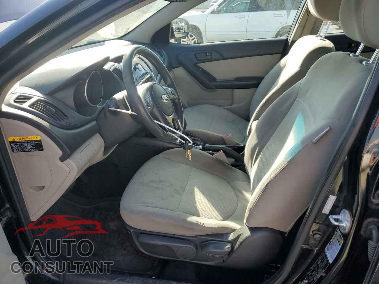 KIA FORTE 2011 - KNAFU5A21B5453610