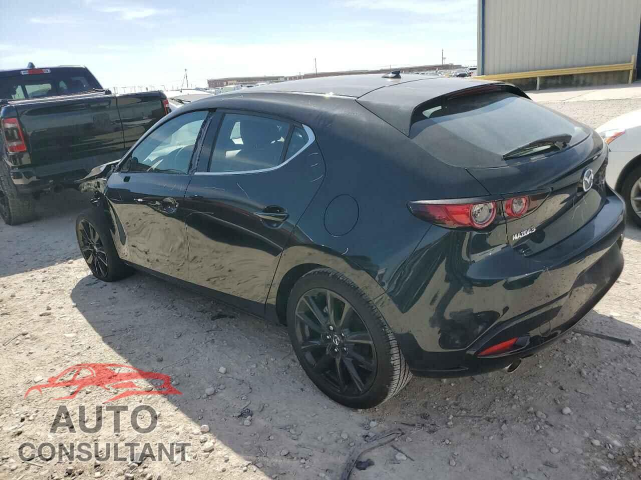 MAZDA 3 2021 - JM1BPAML1M1402611