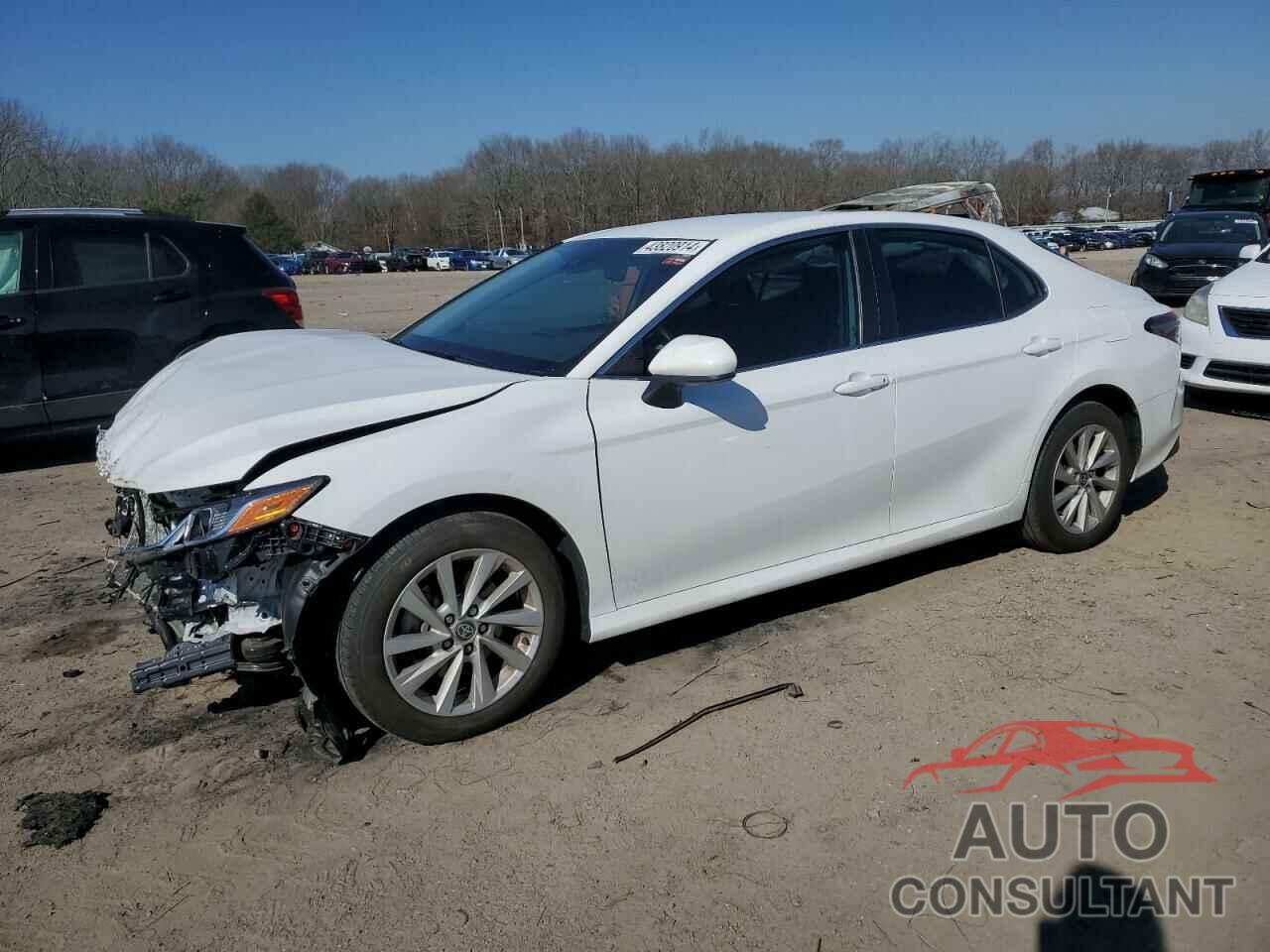 TOYOTA CAMRY 2022 - 4T1C11AK7NU649757
