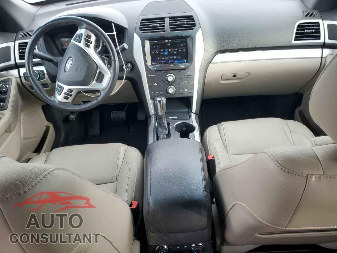 FORD EXPLORER 2015 - 1FM5K8D89FGB11351