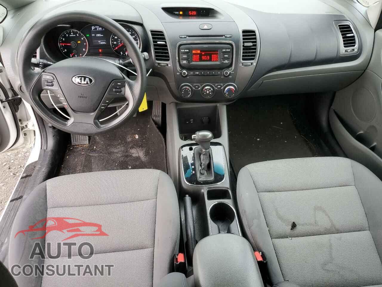 KIA FORTE 2017 - 3KPFK4A74HE075665