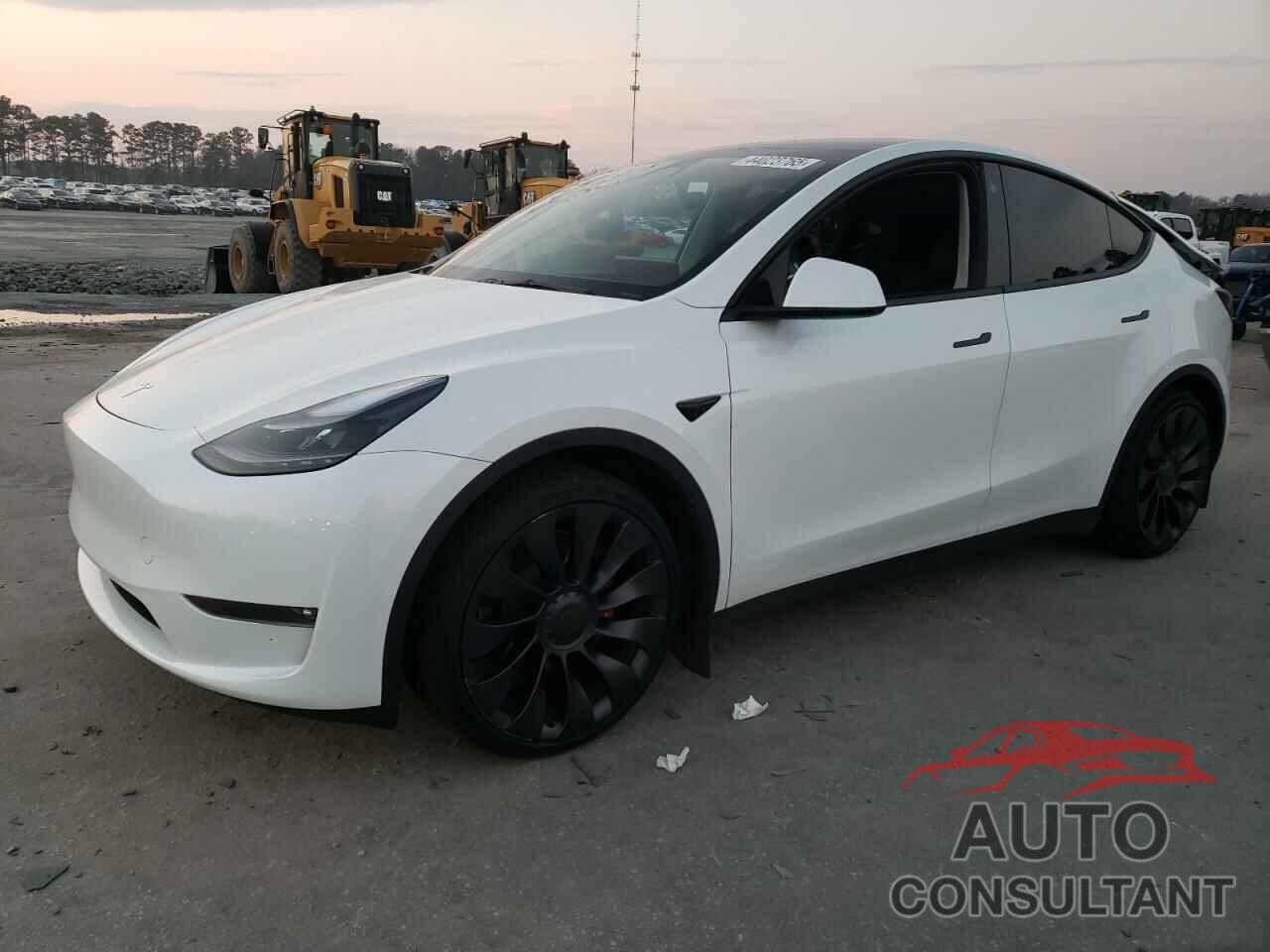 TESLA MODEL Y 2023 - 7SAYGDEF2PF754065