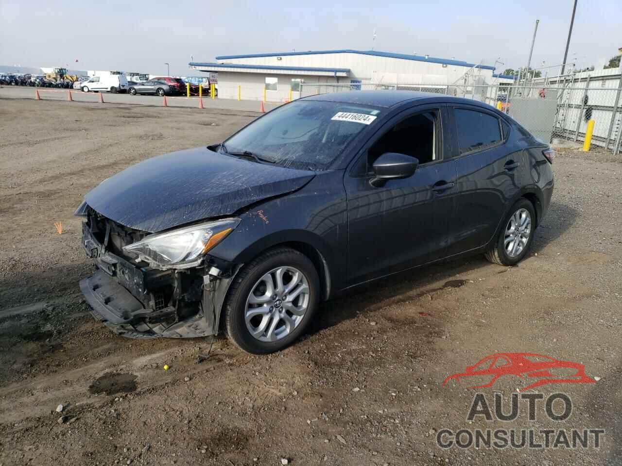 TOYOTA YARIS 2018 - 3MYDLBYV1JY314463