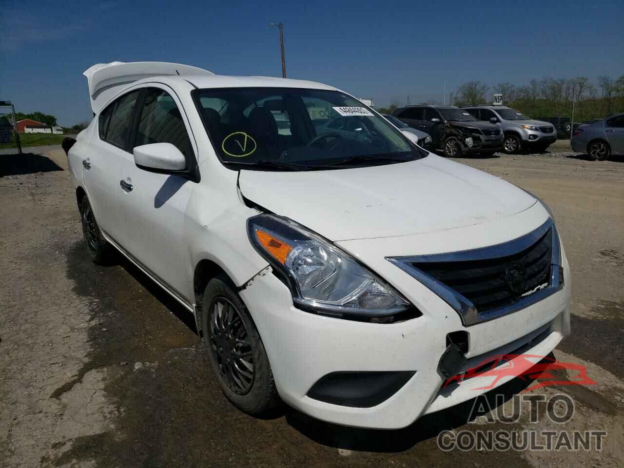 NISSAN VERSA 2017 - 3N1CN7AP1HL851888
