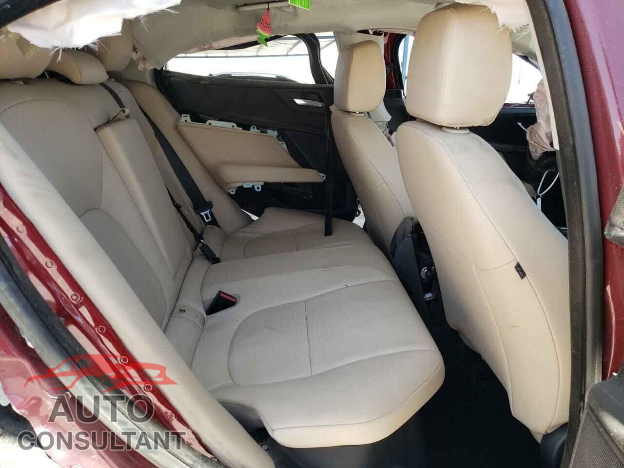 JAGUAR XE 2017 - SAJAR4BG7HA975775