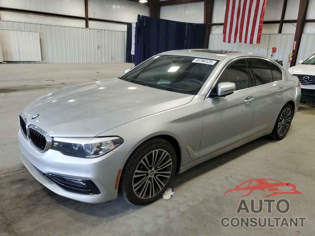 BMW 5 SERIES 2018 - WBAJE5C5XJG918502