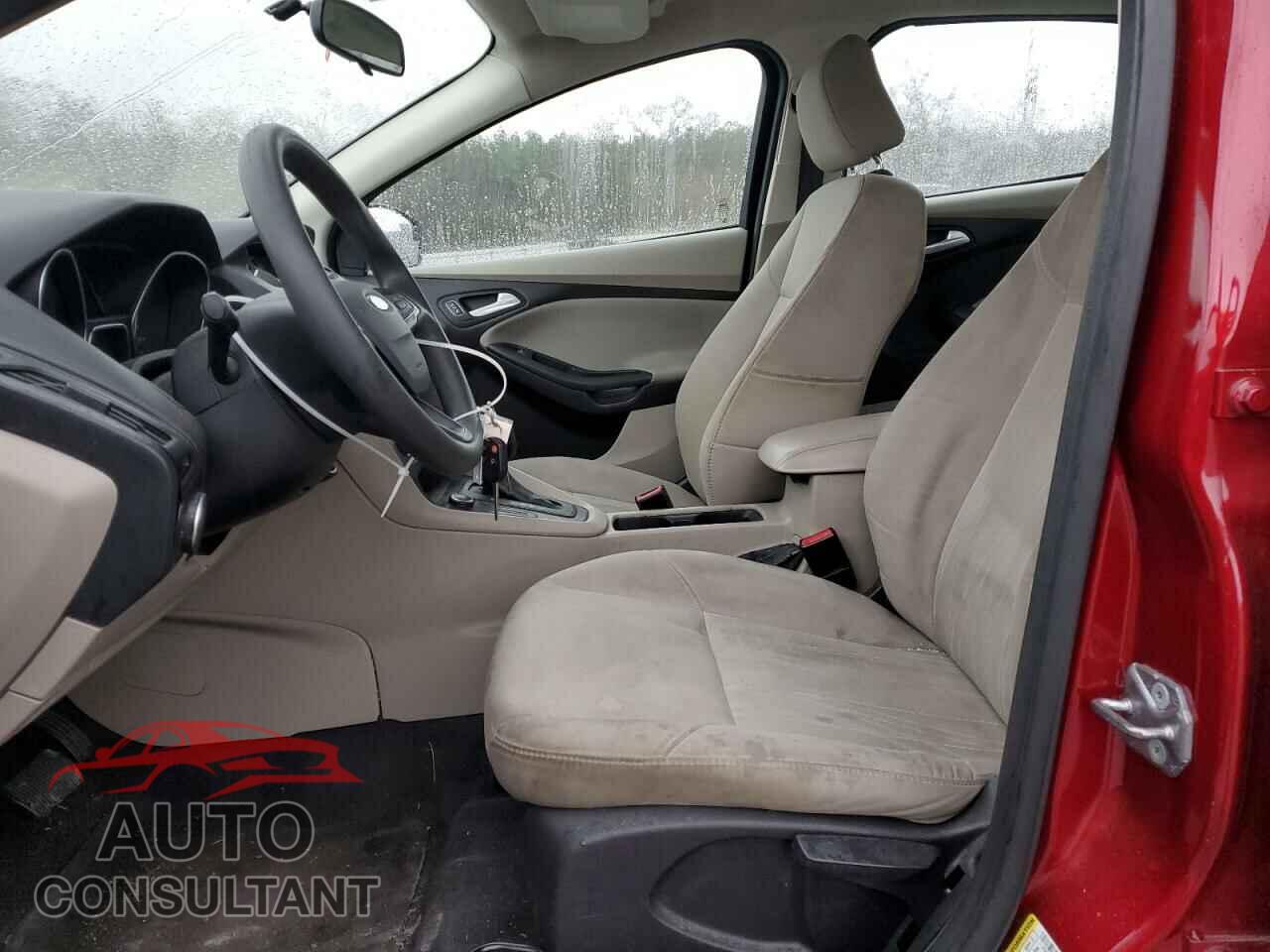 FORD FOCUS 2016 - 1FADP3F27GL241351