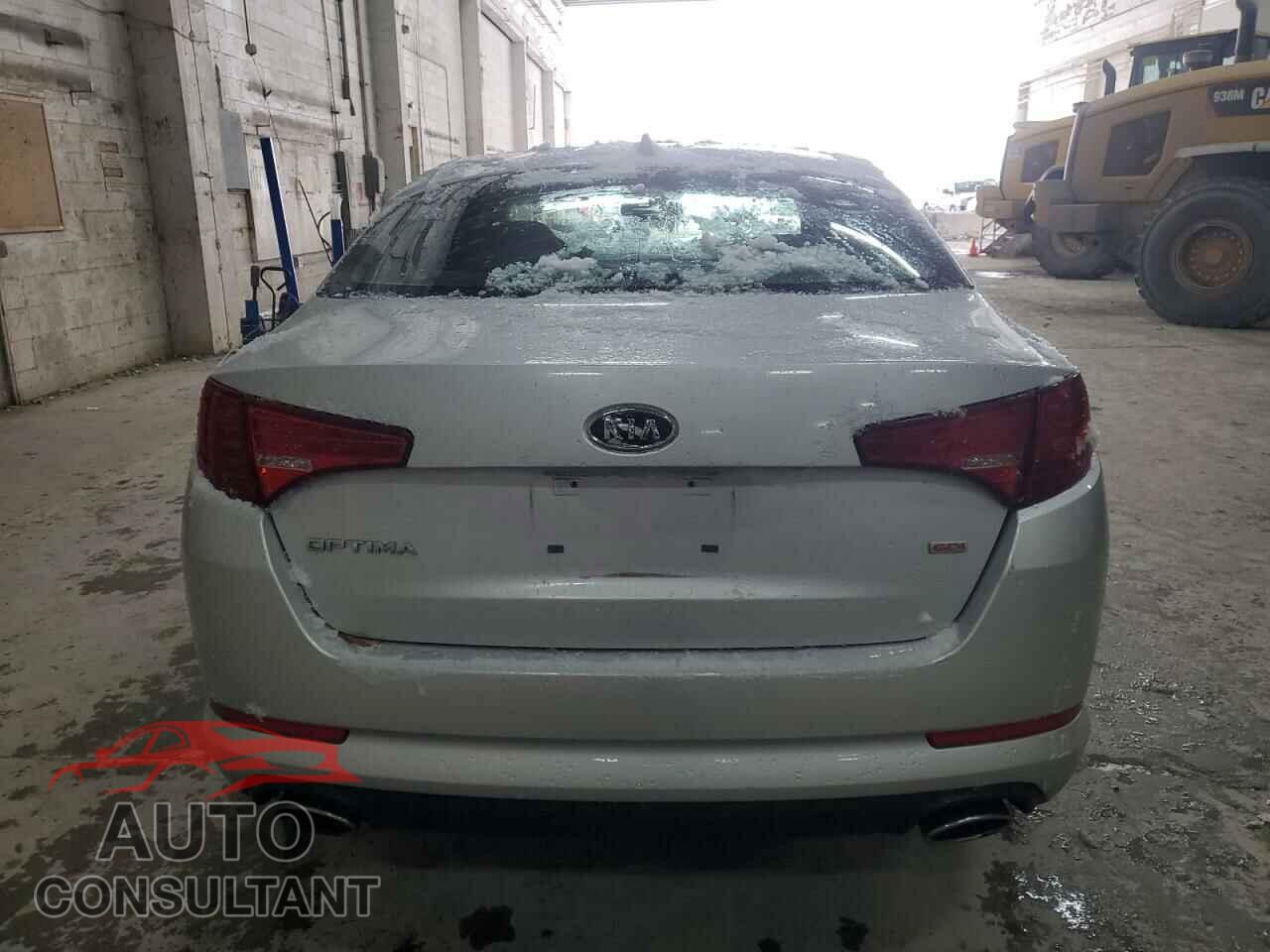 KIA OPTIMA 2011 - KNAGM4A75B5125245
