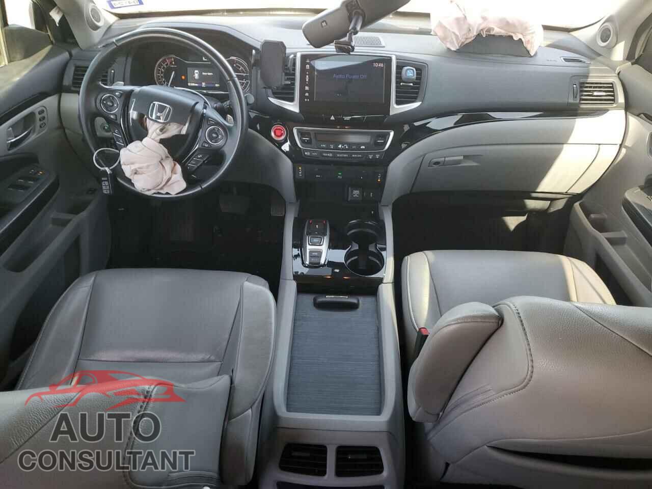 HONDA PILOT 2017 - 5FNYF5H9XHB014809