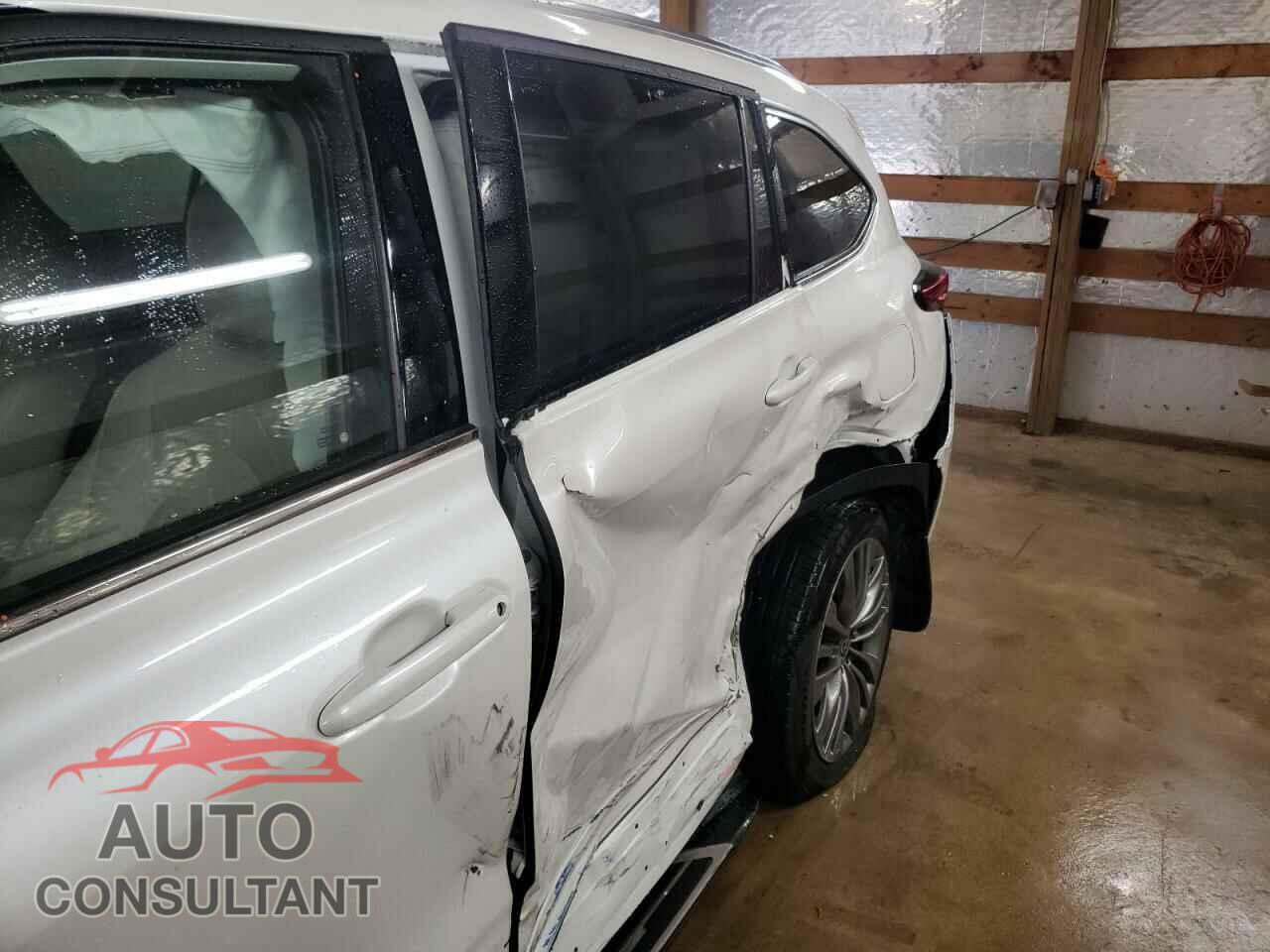 TOYOTA HIGHLANDER 2021 - 5TDEBRCH9MS016674