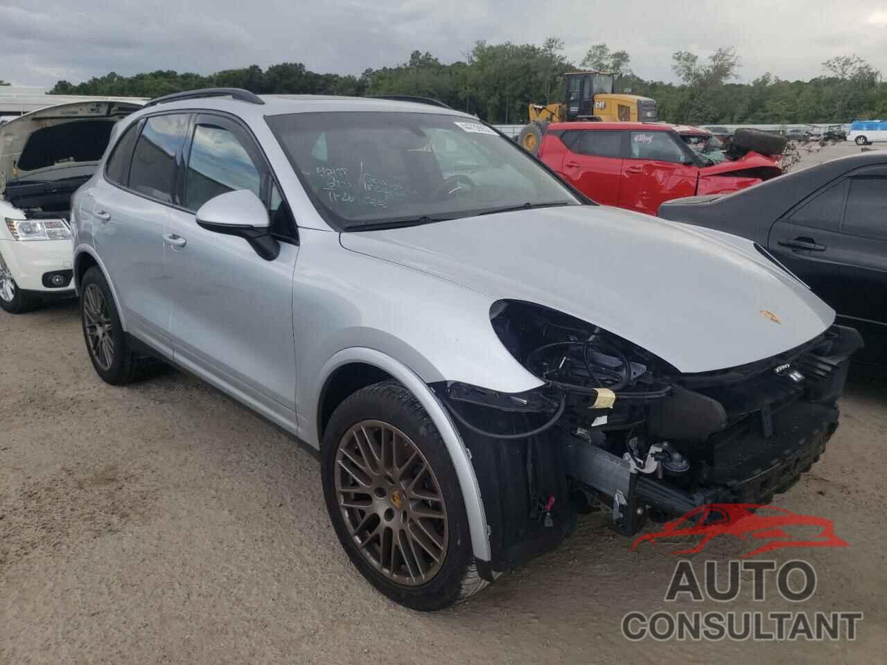 PORSCHE CAYENNE 2018 - WP1AA2A2XJKA04297