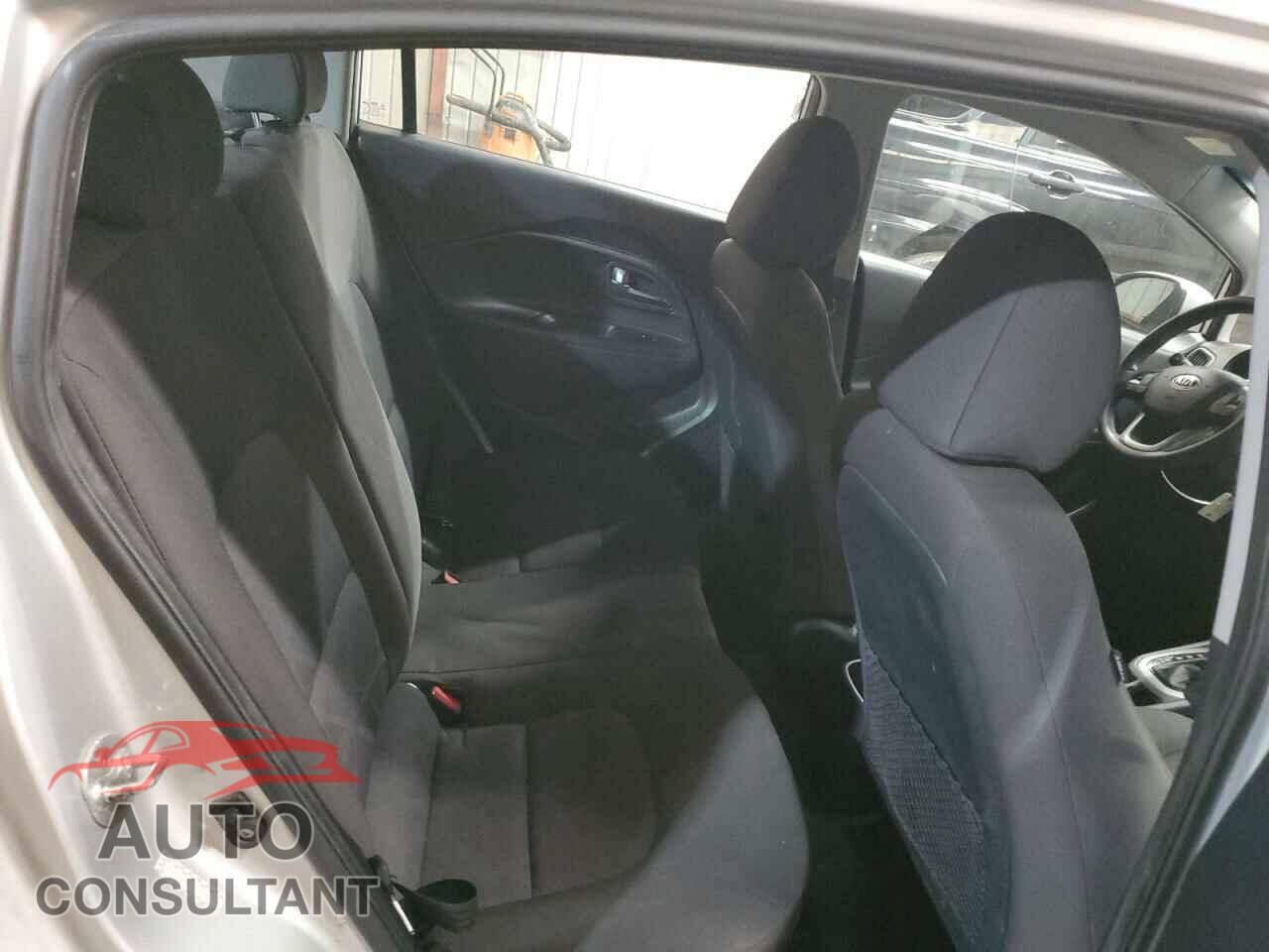 KIA RIO 2017 - KNADM4A37H6100379