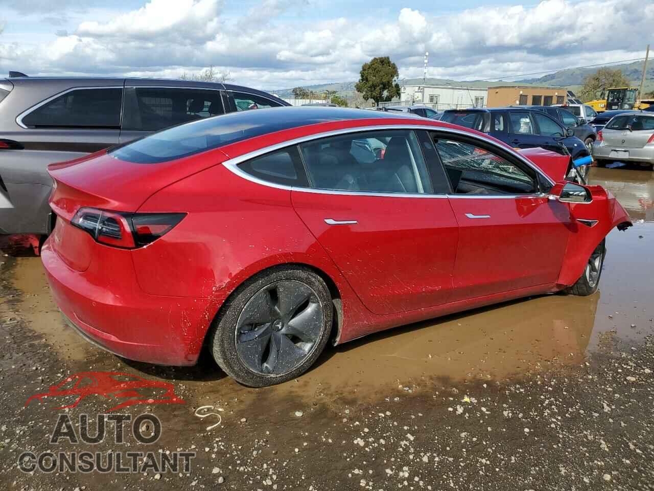 TESLA MODEL 3 2018 - 5YJ3E1EA9JF008932