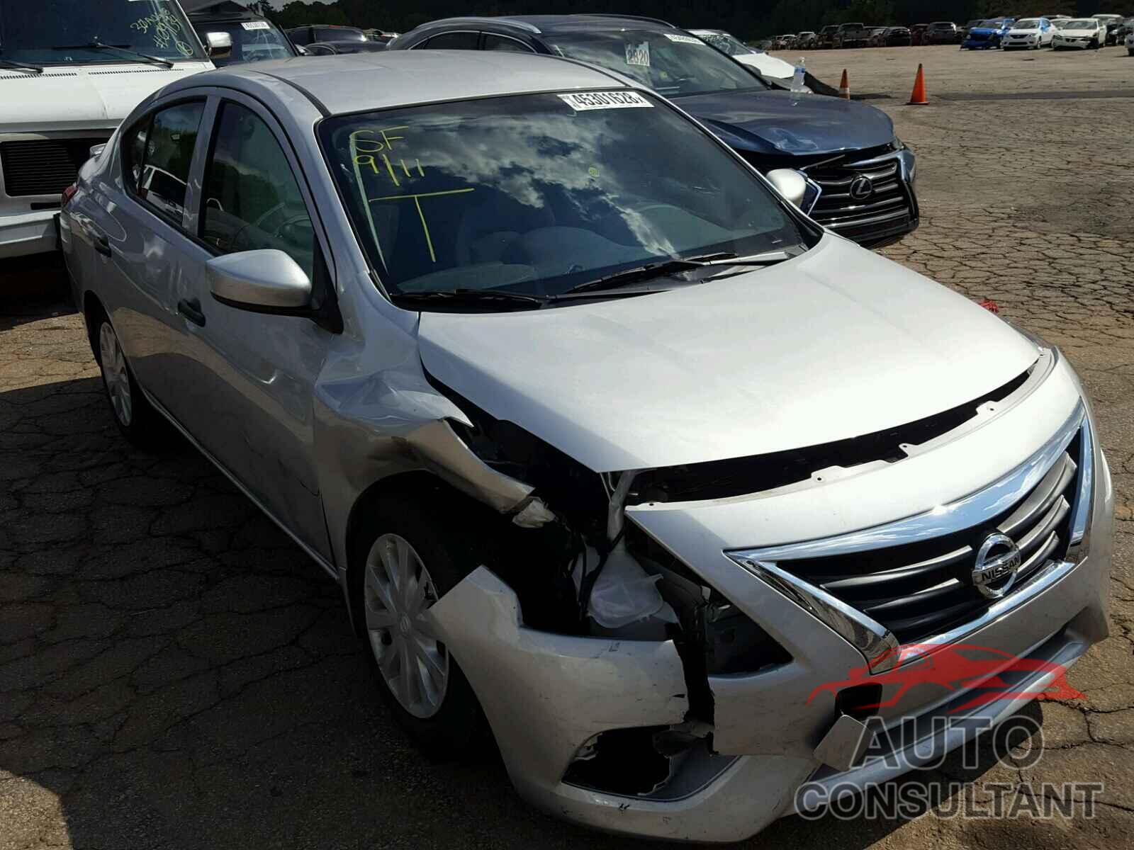 NISSAN VERSA 2018 - 3N1CN7APXJL853693