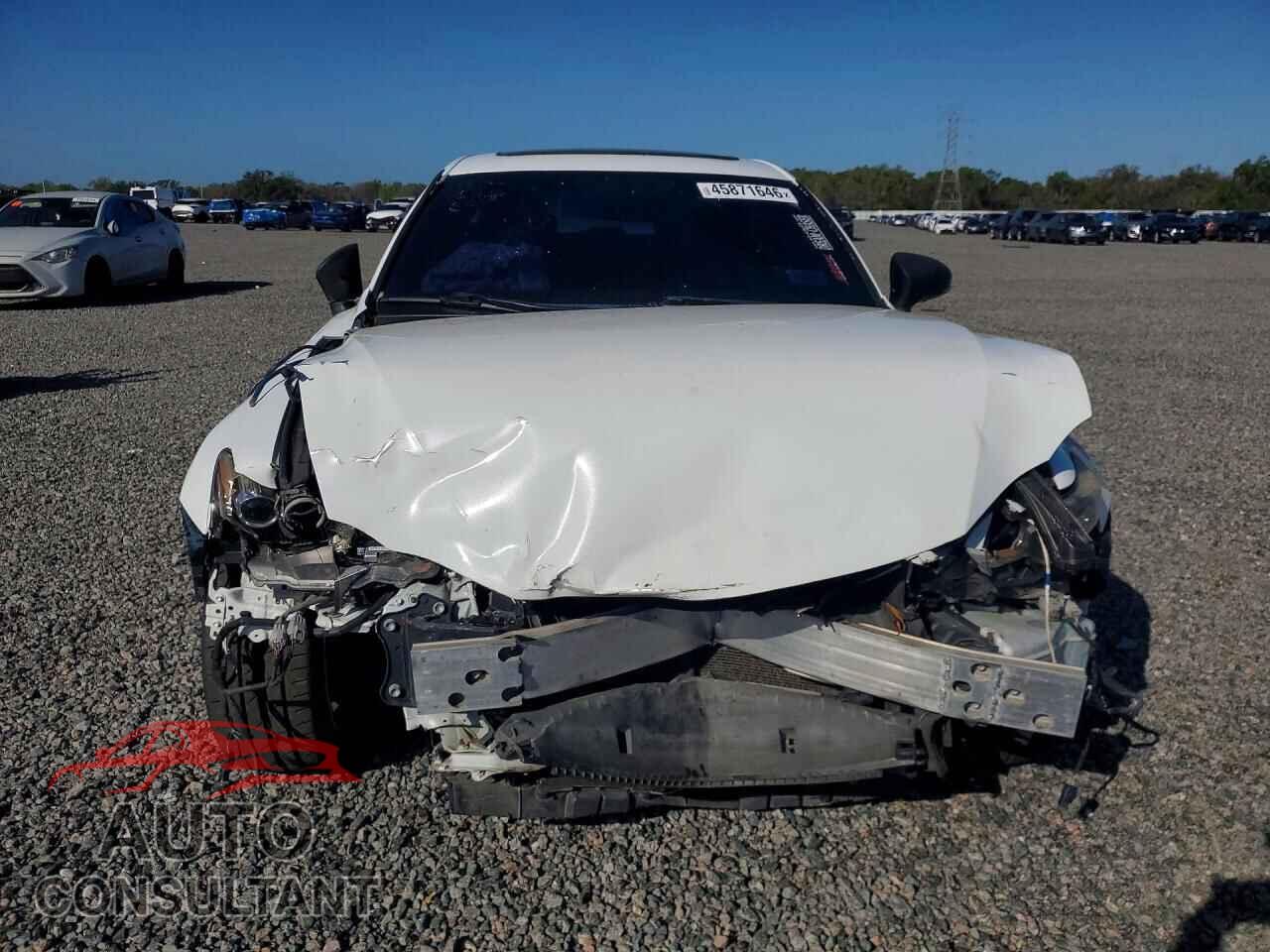 LEXUS IS 2015 - JTHBF1D24F5048670