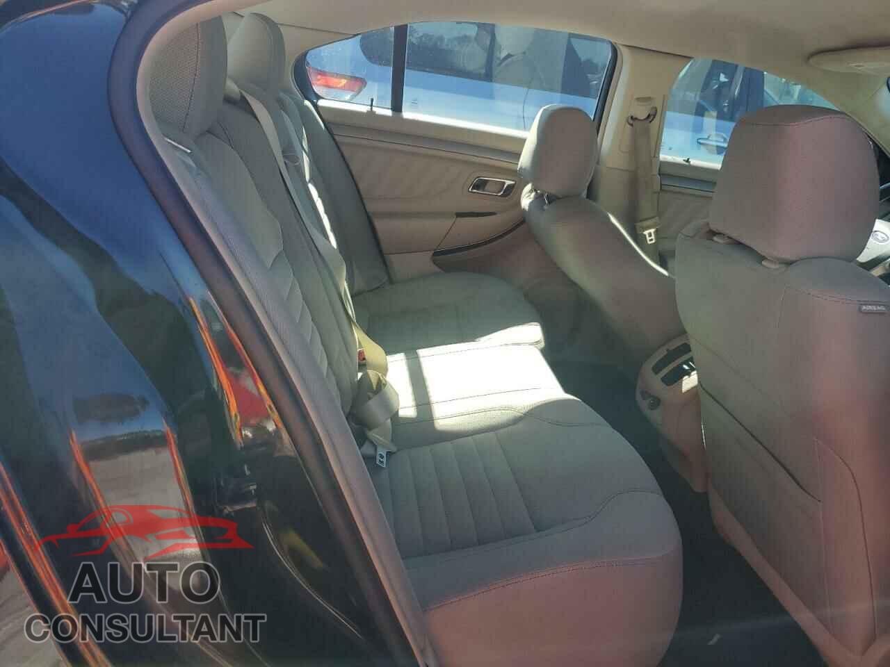 FORD TAURUS 2013 - 1FAHP2D8XDG116786
