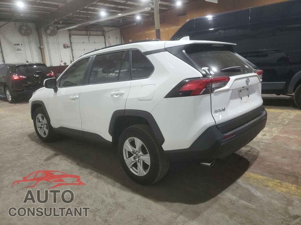 TOYOTA RAV4 2020 - JTMP1RFV2LD048633