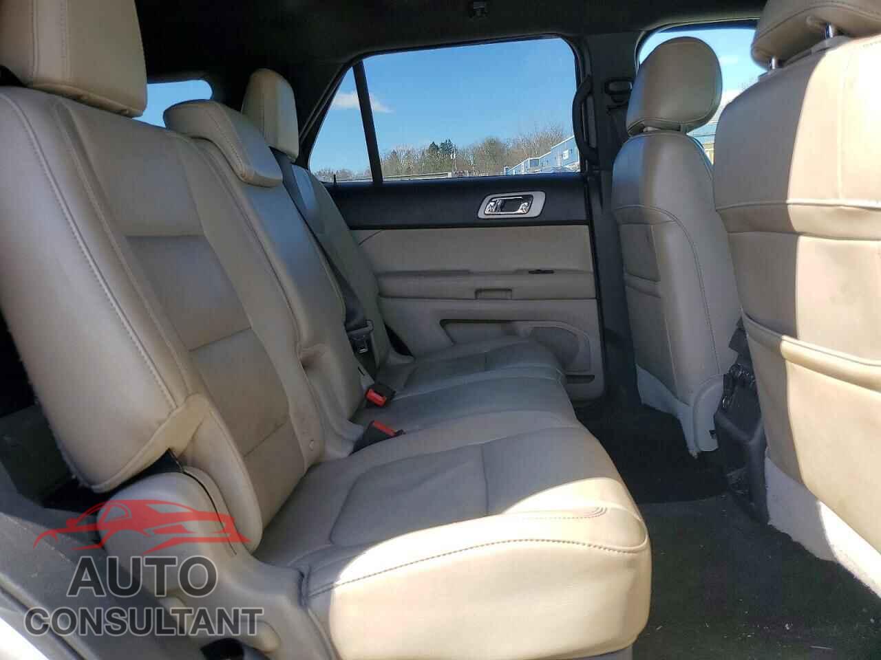 FORD EXPLORER 2011 - 1FMHK8D87BGA24636