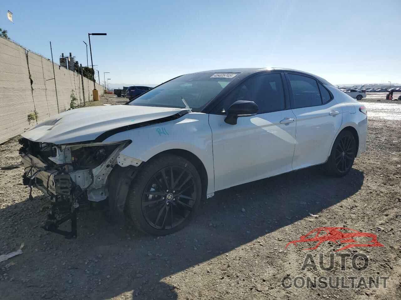 TOYOTA CAMRY 2022 - 4T1K31AK7NU044725