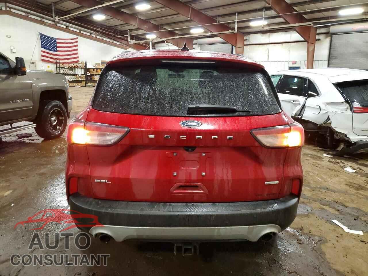 FORD ESCAPE 2020 - 1FMCU0H63LUA13845