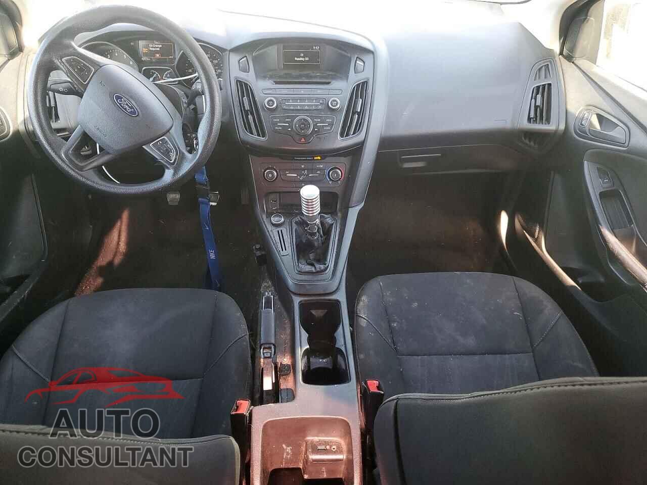 FORD FOCUS 2016 - 1FADP3E27GL246826