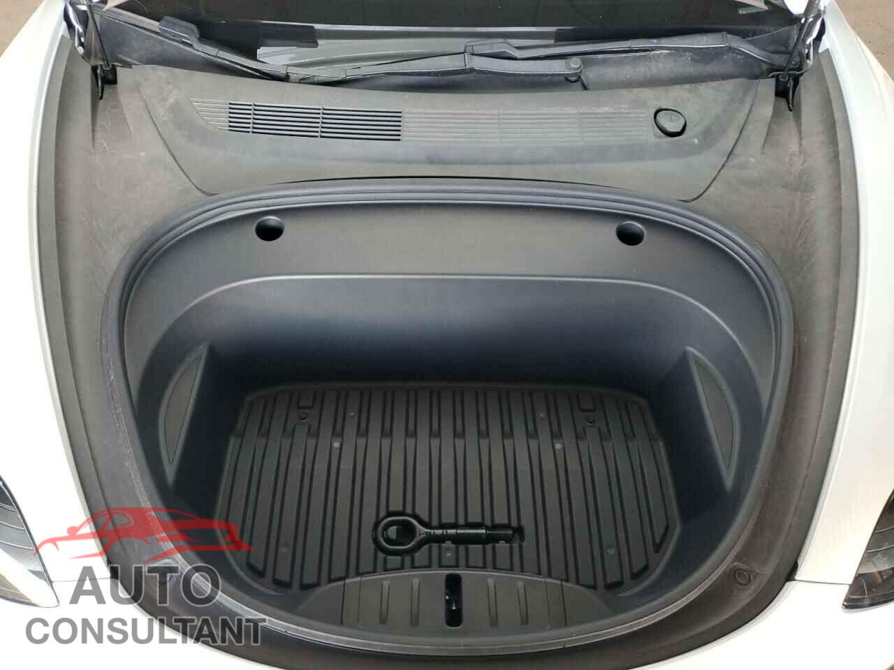 TESLA MODEL 3 2021 - 5YJ3E1EB8MF938012