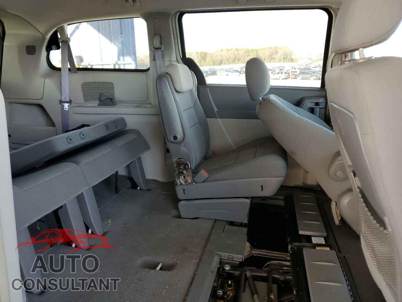 DODGE CARAVAN 2010 - 2D4RN5D12AR146385