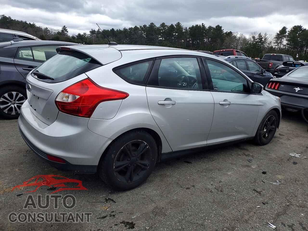 FORD FOCUS 2014 - 1FADP3K23EL408985