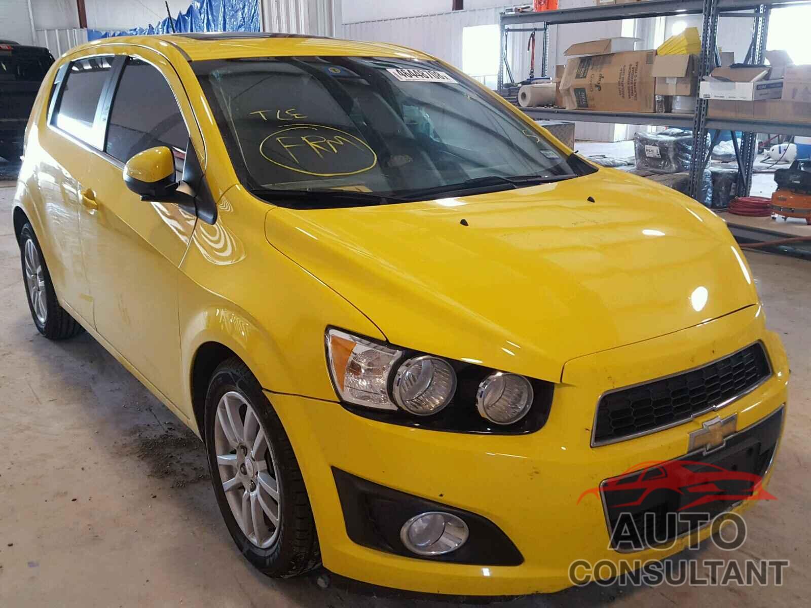 CHEVROLET SONIC 2016 - 1G1JC6SB9G4106181