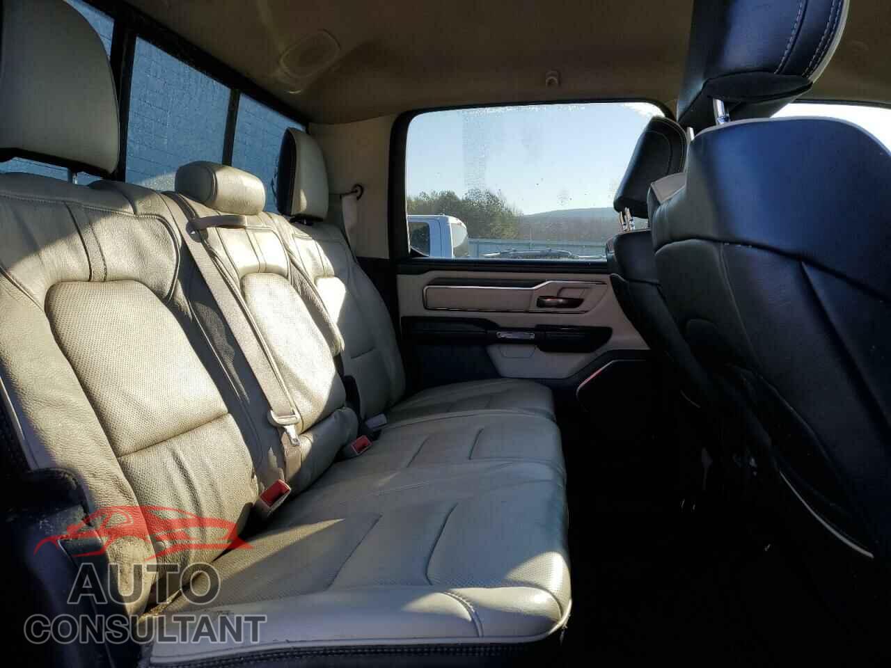 RAM 1500 2020 - 1C6SRFHT2LN204135