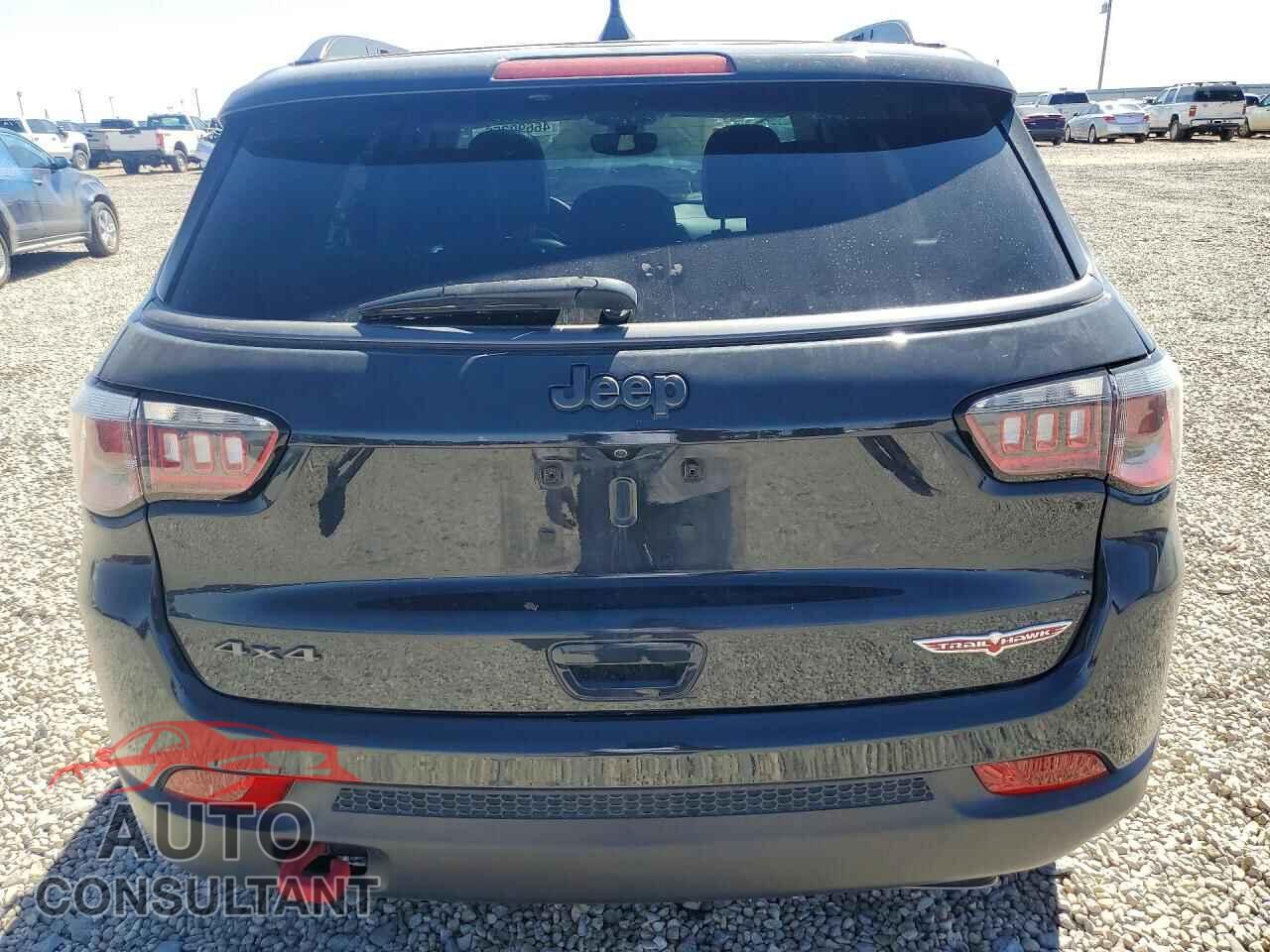JEEP COMPASS 2017 - 3C4NJDDB7HT646365