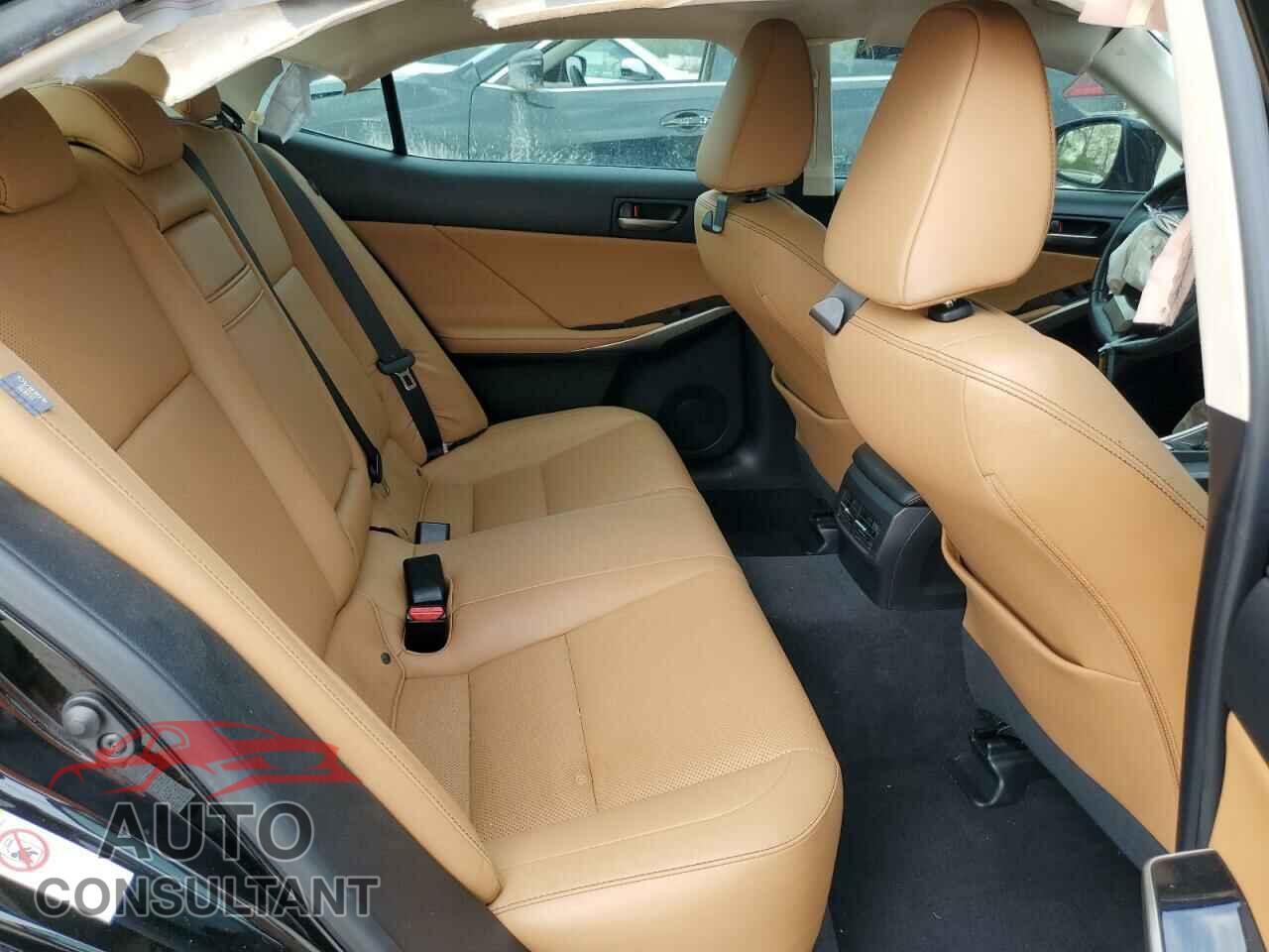 LEXUS IS 2017 - JTHBA1D26H5051250