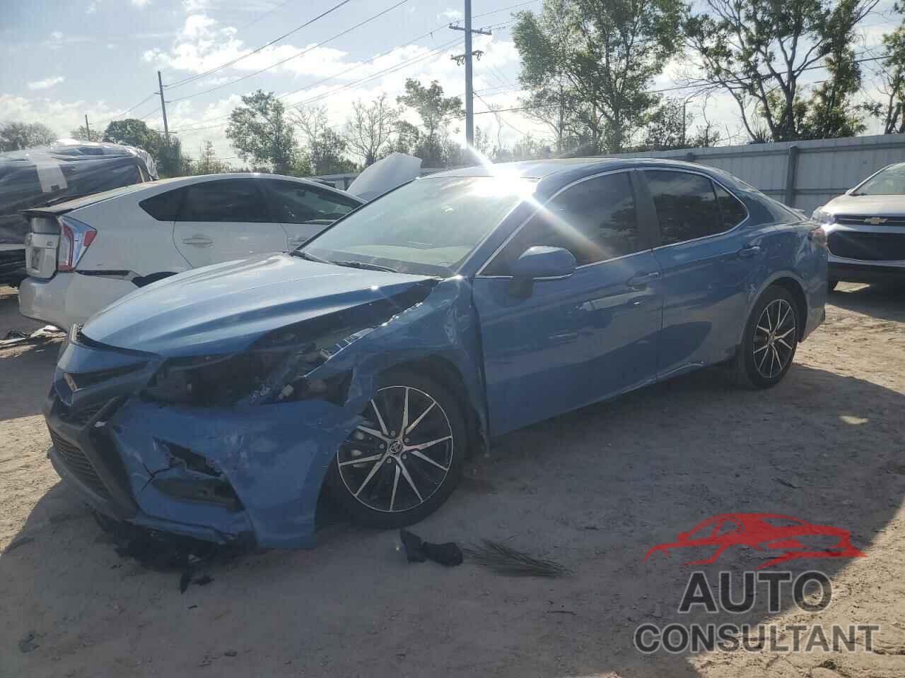 TOYOTA CAMRY 2023 - 4T1G11AK0PU127072