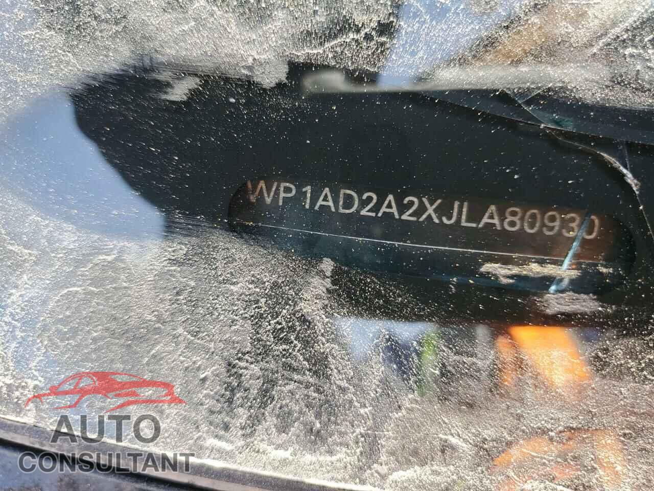 PORSCHE CAYENNE 2018 - WP1AD2A2XJLA80930