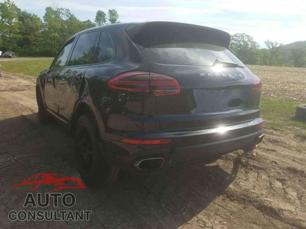 PORSCHE CAYENNE 2016 - WP1AA2A29GLA04634