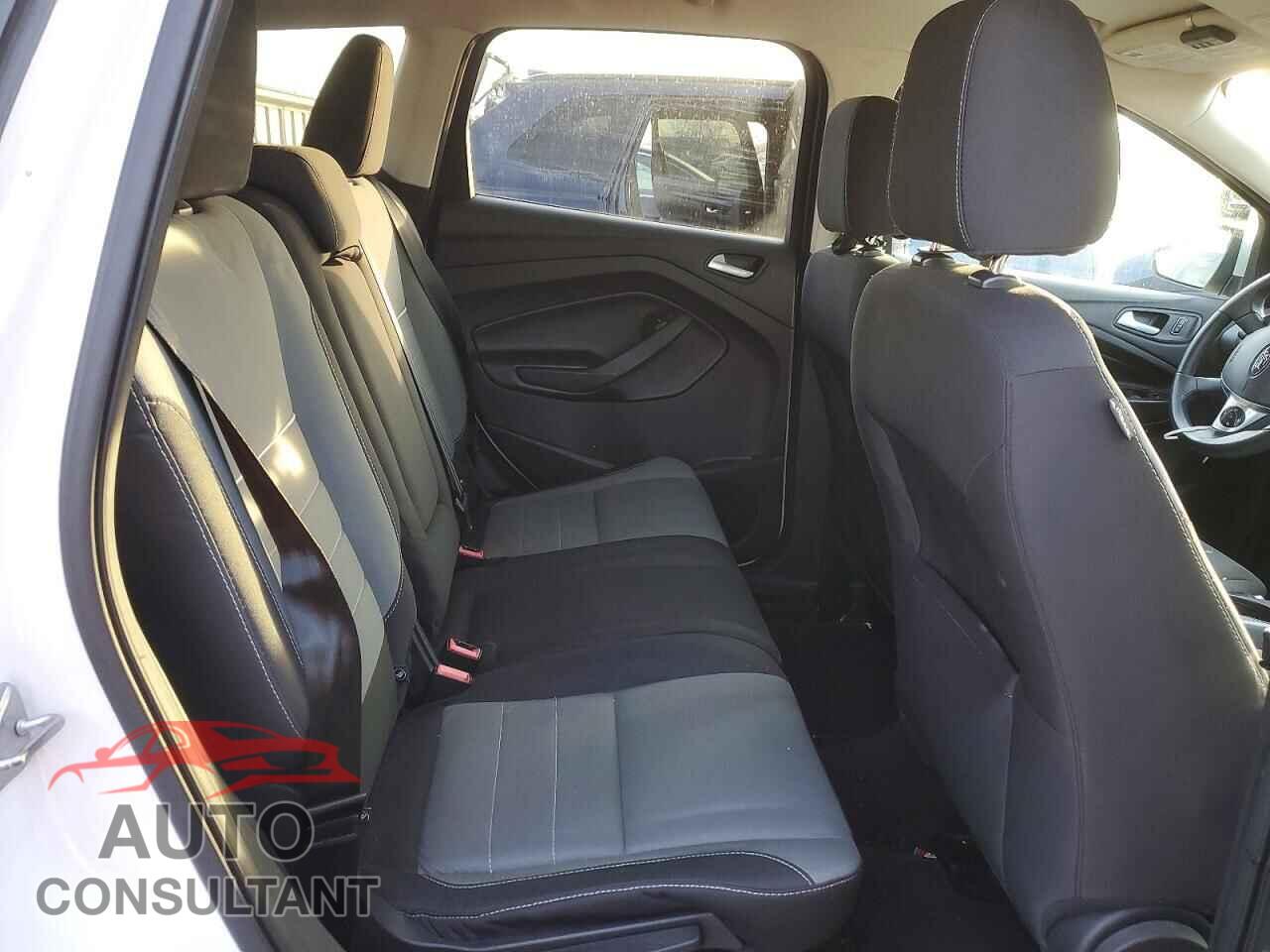 FORD ESCAPE 2015 - 1FMCU9G97FUB32695