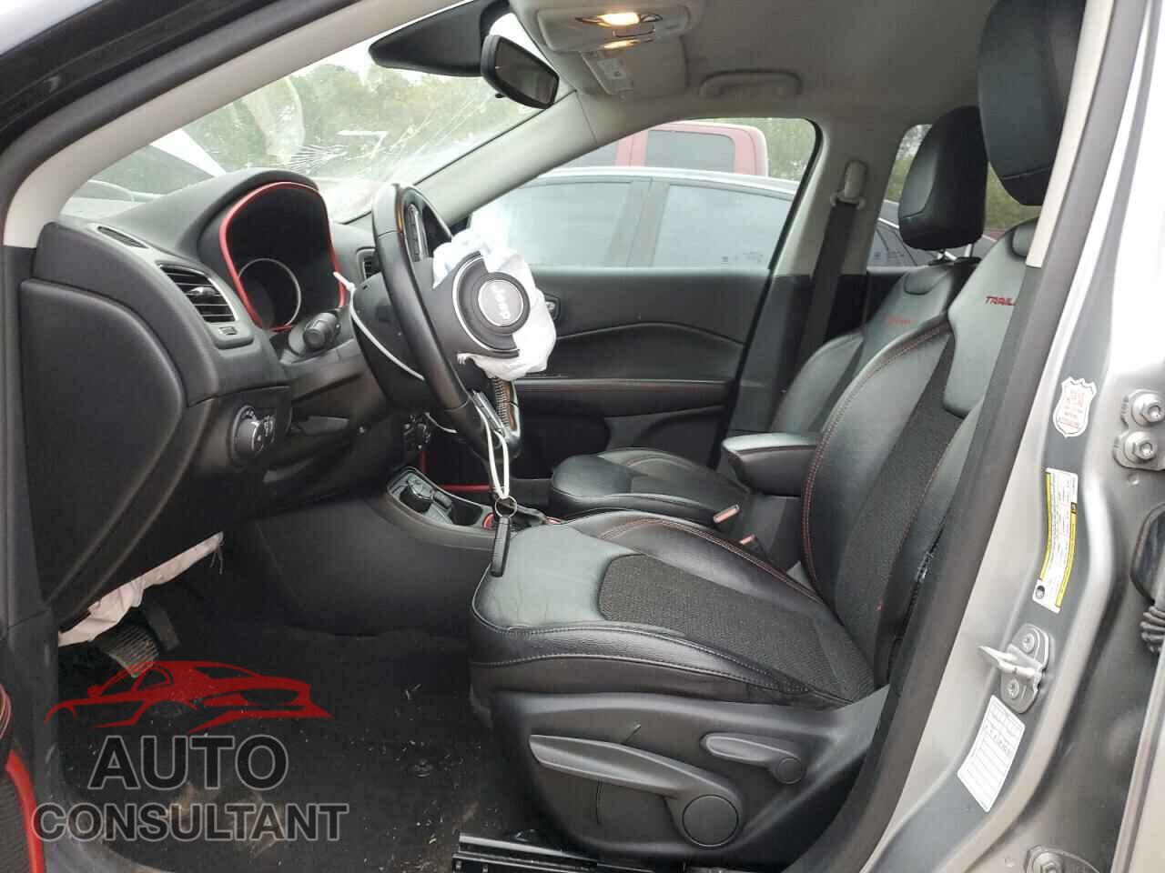 JEEP COMPASS 2020 - 3C4NJDDB2LT184452