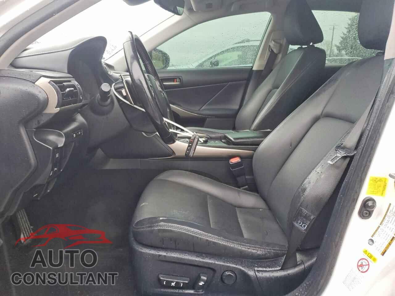 LEXUS IS 2017 - JTHCM1D27H5023601