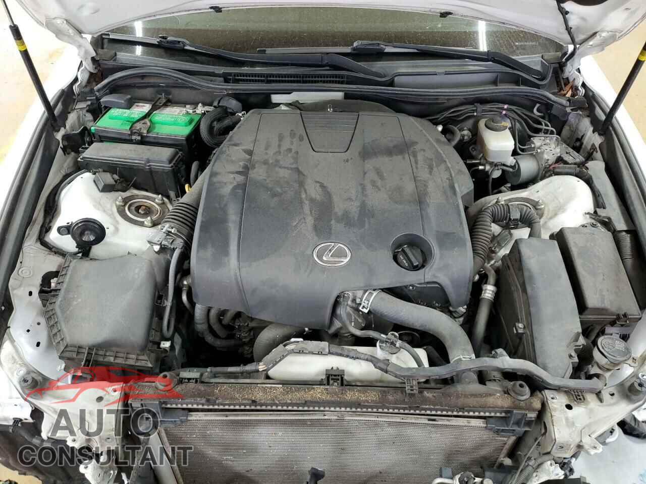 LEXUS IS 2014 - JTHBF1D20E5043299
