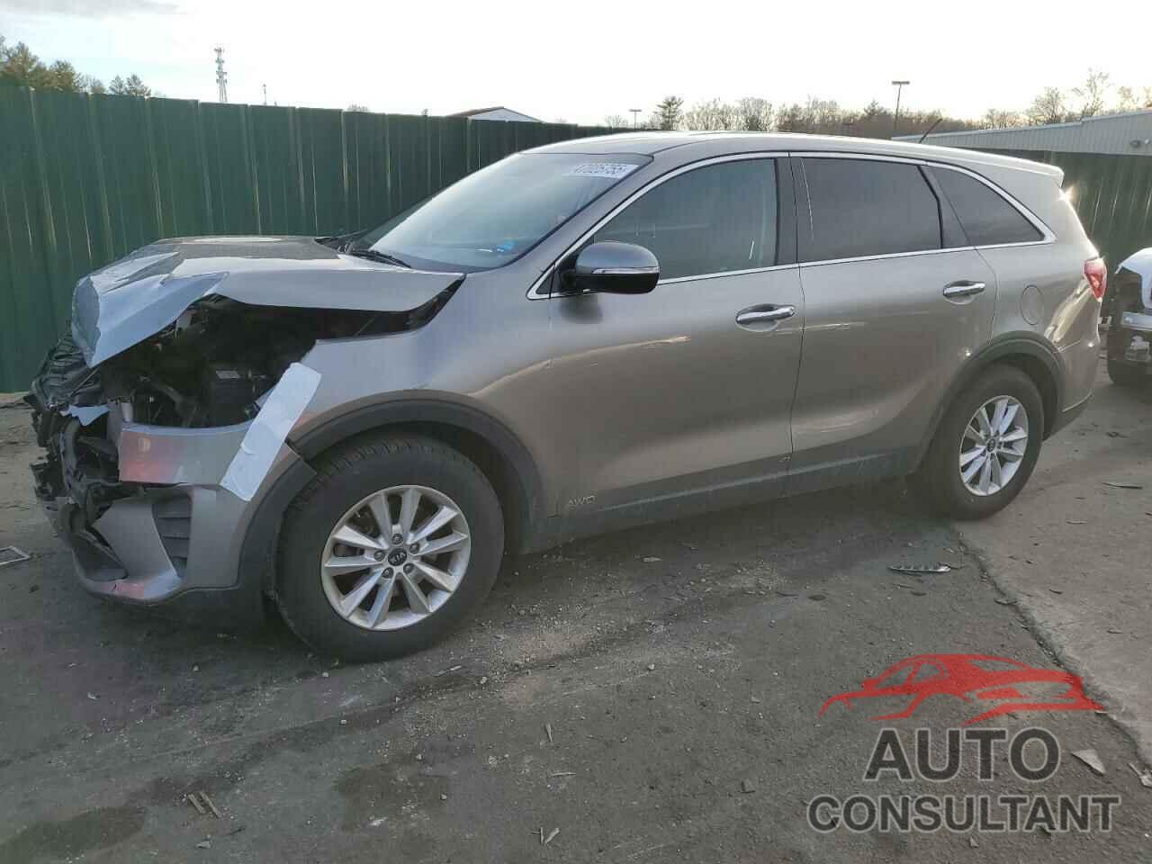 KIA SORENTO 2019 - 5XYPGDA5XKG449209