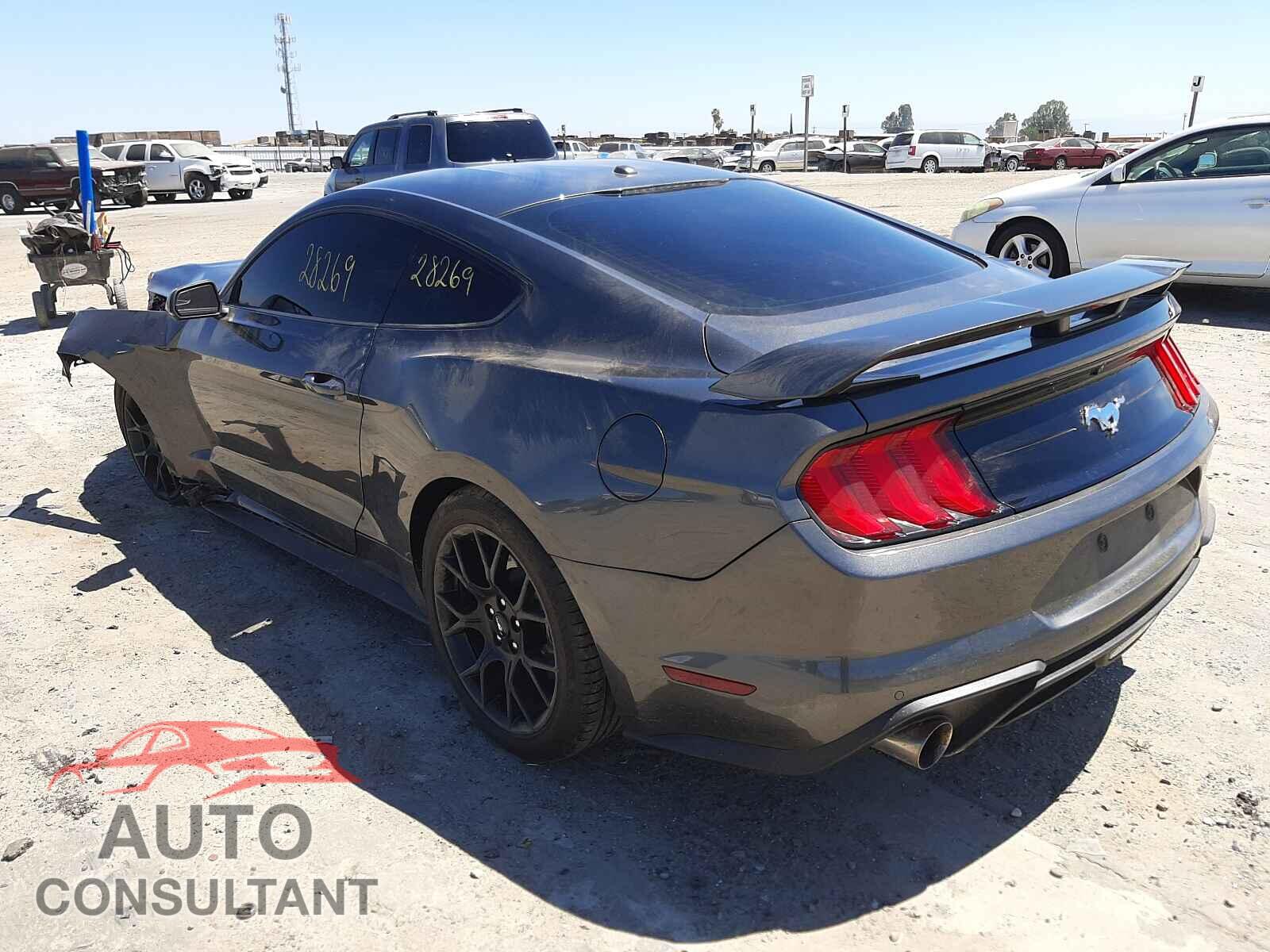 FORD MUSTANG 2018 - 1FA6P8TH8J5117552