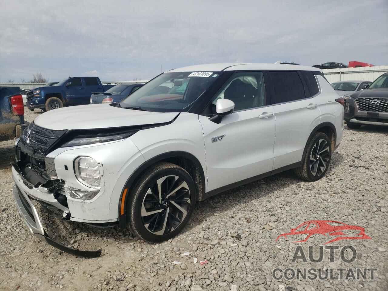 MITSUBISHI OUTLANDER 2023 - JA4T5UA97PZ040093